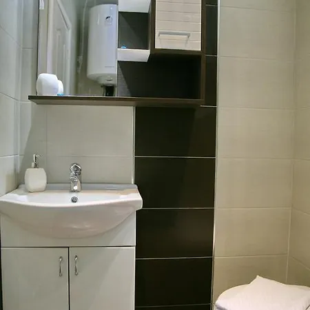 Queen's Park Apartment Belgrade
